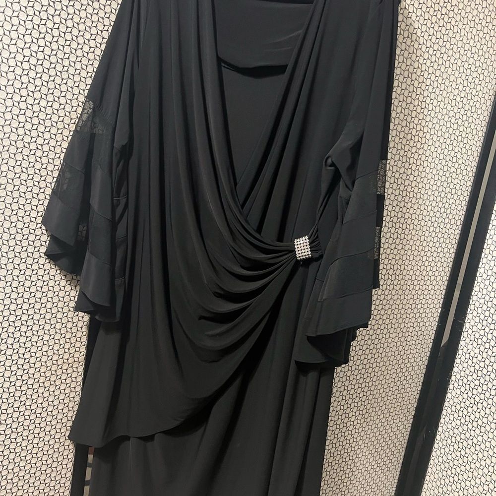 R&M Richards Black Draped Cocktail Dress w/ Rhinestone Accent – Size 20W